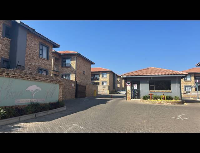 3 BEDROOM APARTMENT RENTED IN RYNFIELD AH
